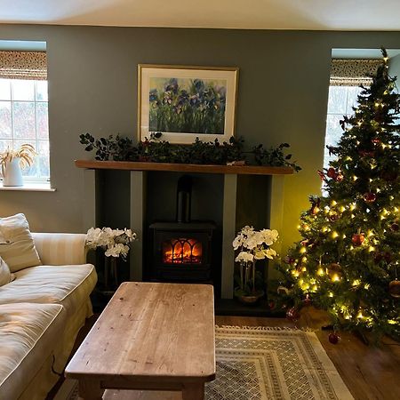 Quaint Self Contained Cottage Near Edinburgh. Loanhead 外观 照片